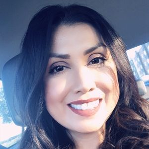 Meet your Posher, Josephine